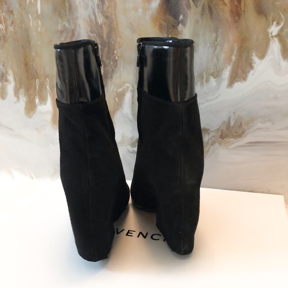 Givenchy Black Patent & Suede Shark Ankle Boots 39 - Picture 4 of 6
